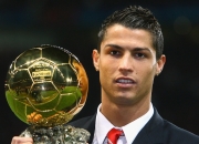 世界杯2026-世界杯D组焦点战，齐耶赫主导节奏，喀麦隆3-0横扫意大利